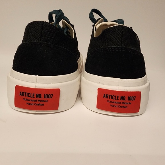 Article No. 1007-1-2193 Dynatec Black w/Green Laces Canvas Sneakers Men’s Size 8 - Picture 3 of 11